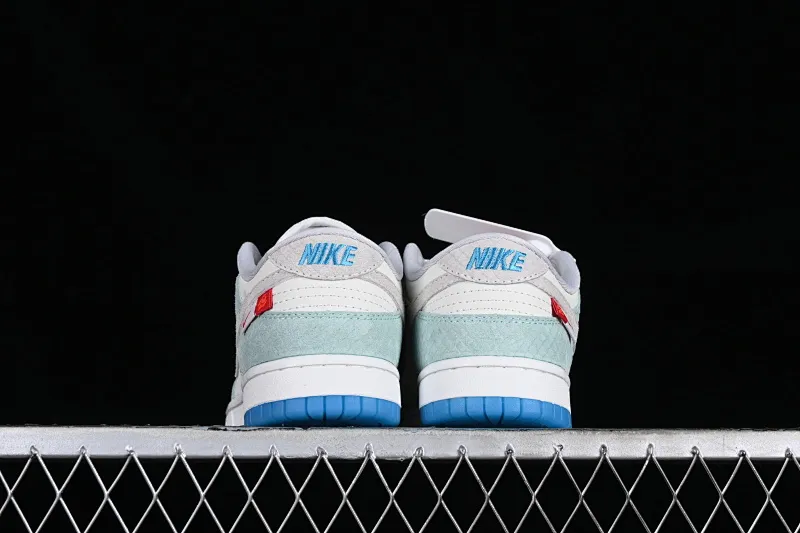 All categories Nk SB Dunk series Nk SB Dunk Low low-top sneakers N version Nk Dunk Low 2024 Year of the Dragon customized SB low-top casual sneakers FZ5065-111